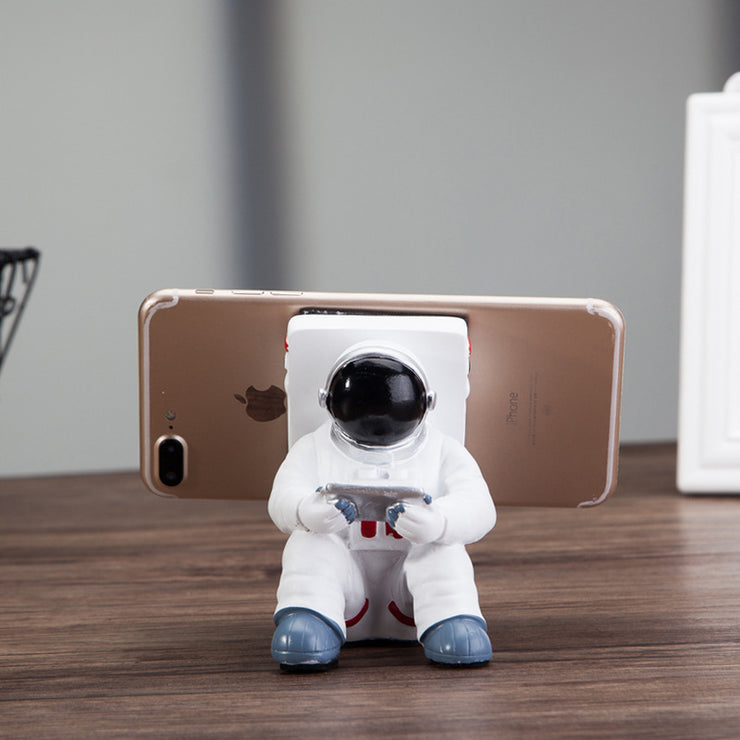 Simple Astronaut Mobile Phone Stand Student Desktop Holder Cute Spaceman Cell Phone Holder Creative Gift Small Desk Decoration